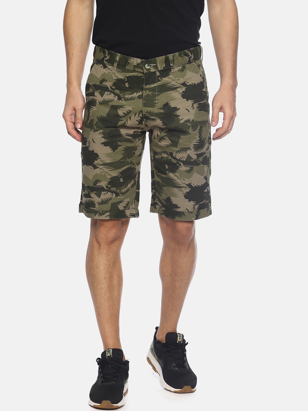 

IVOC Men Multicoloured Printed Slim Fit Regular Shorts, Multi