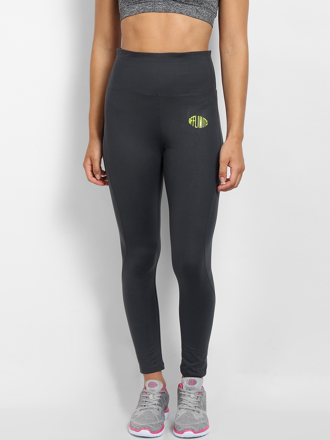 

OFF LIMITS Women Grey Solid Running Tights