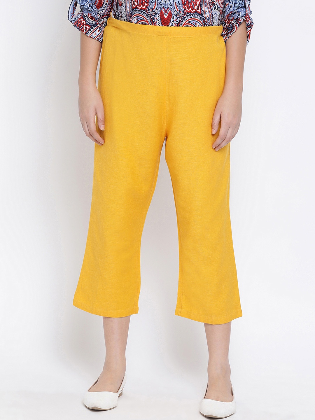 

Oxolloxo Women Yellow Regular Fit Solid Culottes