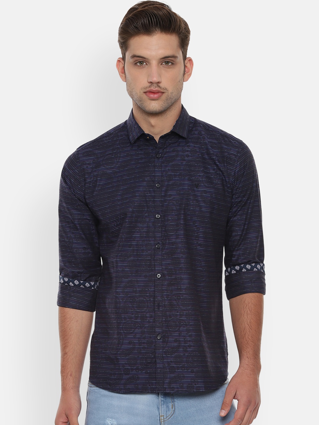 

V Dot Men Navy Blue Slim Fit Striped Casual Shirt