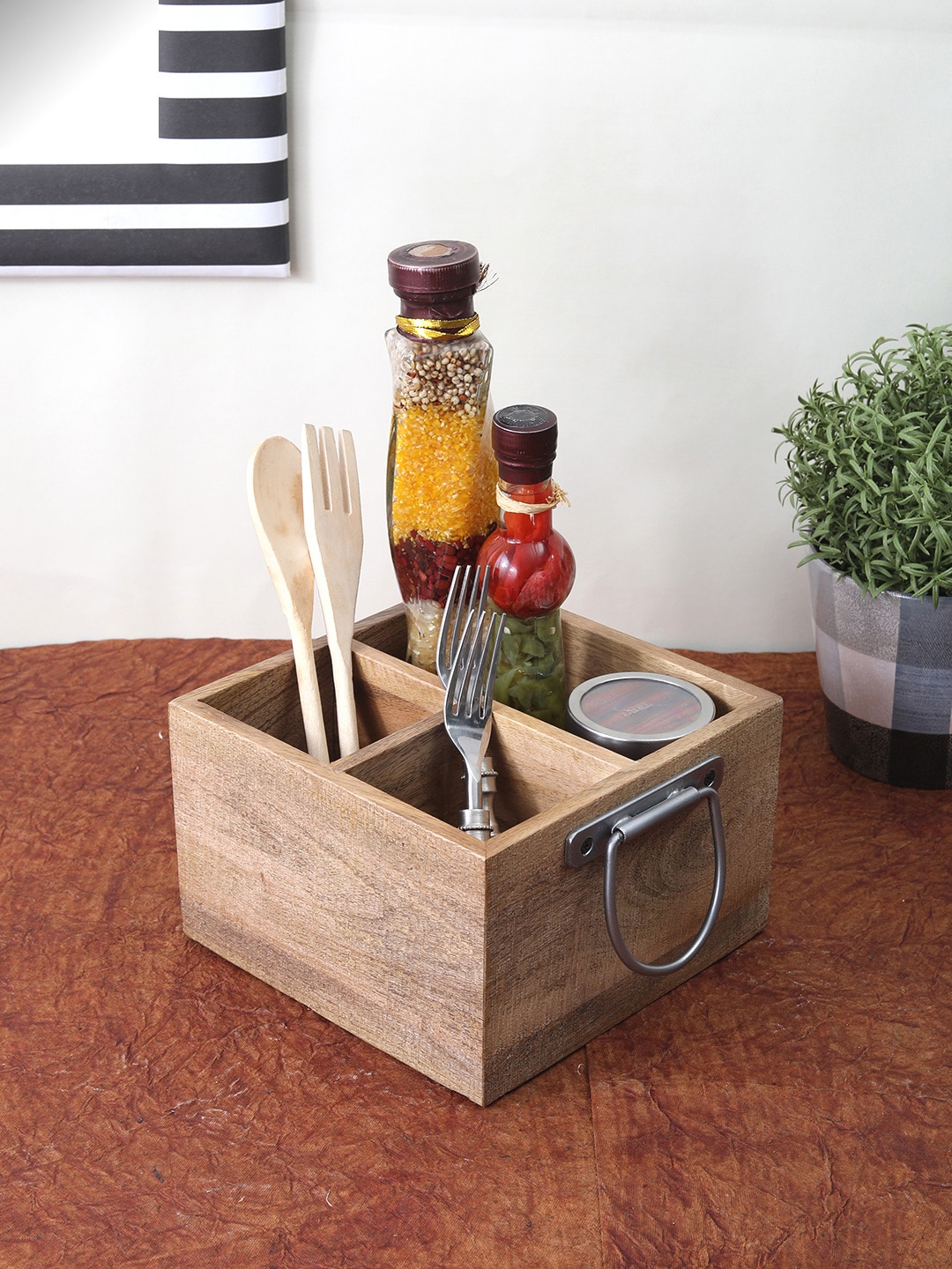 

VarEesha Brown Solid Wooden Handmade Cutlery Holder