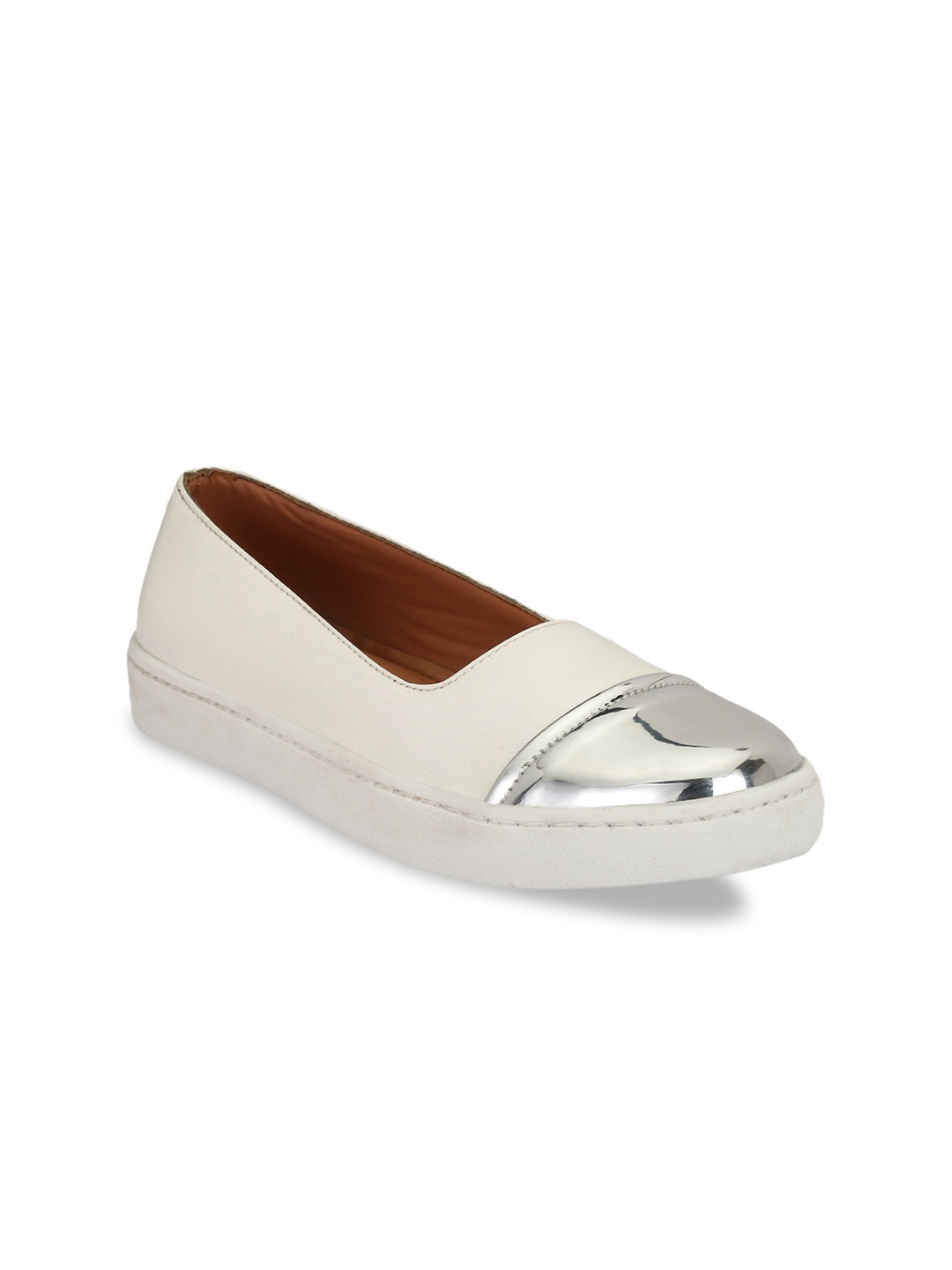 

AADY AUSTIN Women White & Silver-Toned Slip-On Sneakers