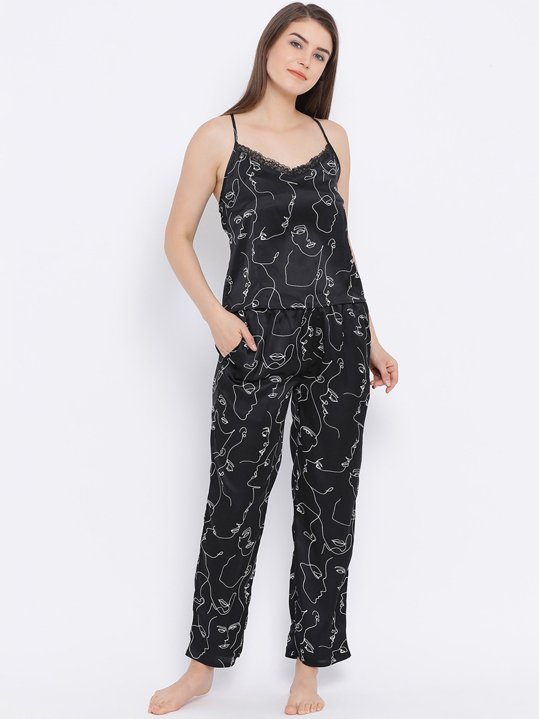 

Clovia Women Black & White Printed Satin Finish Night Suit NS1213P13