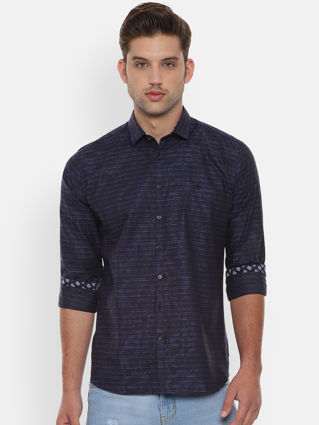 

V Dot Men Navy Blue Slim Fit Striped Casual Shirt