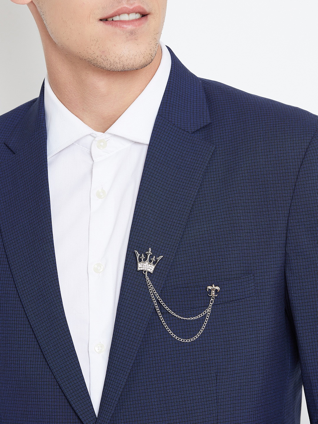 

Alvaro Castagnino Men Silver-Toned Metal Lapel Pin
