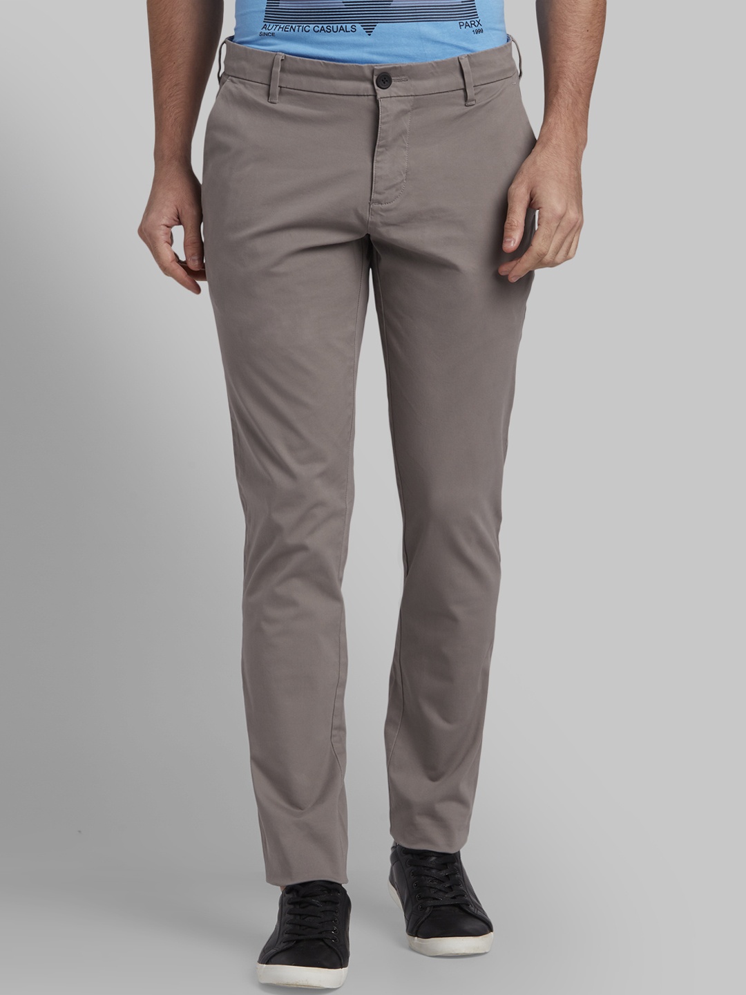 Parx Men Mauve Tapered Fit Solid Regular Trousers