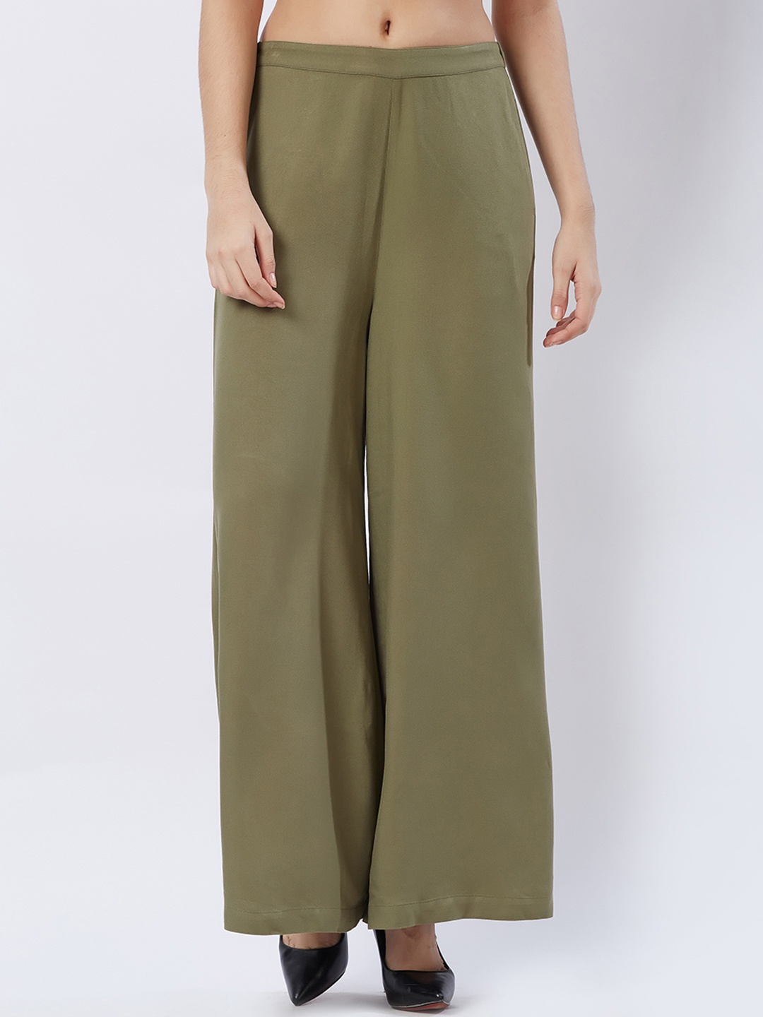 

Fusion Beats Women Olive Green Solid Straight Palazzos