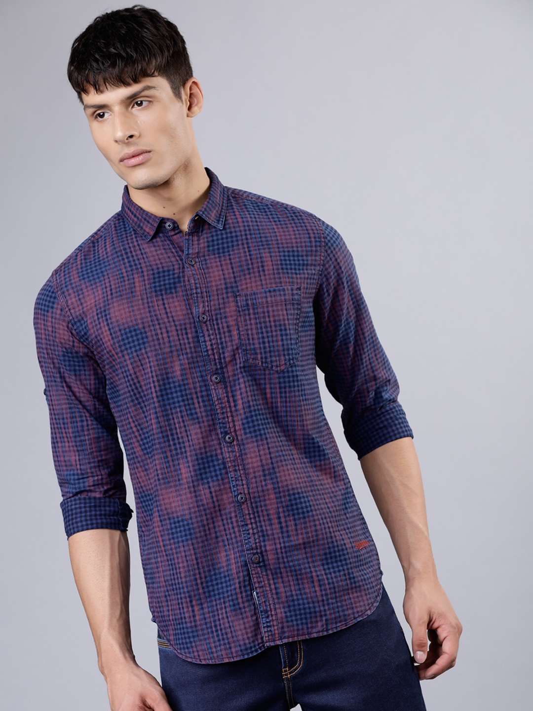 

LOCOMOTIVE Men Blue & Red Slim Fit Checked Casual Shirt