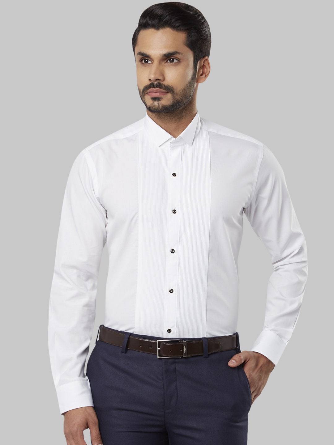 

Raymond Men White Regular Fit Solid Party Shirt