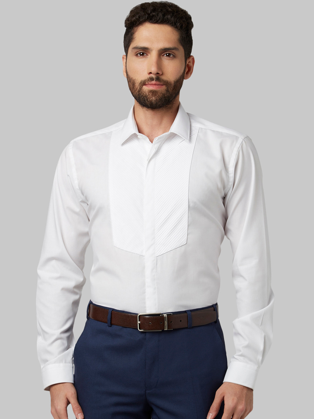 

Park Avenue Men White Slim Fit Solid Formal Shirt