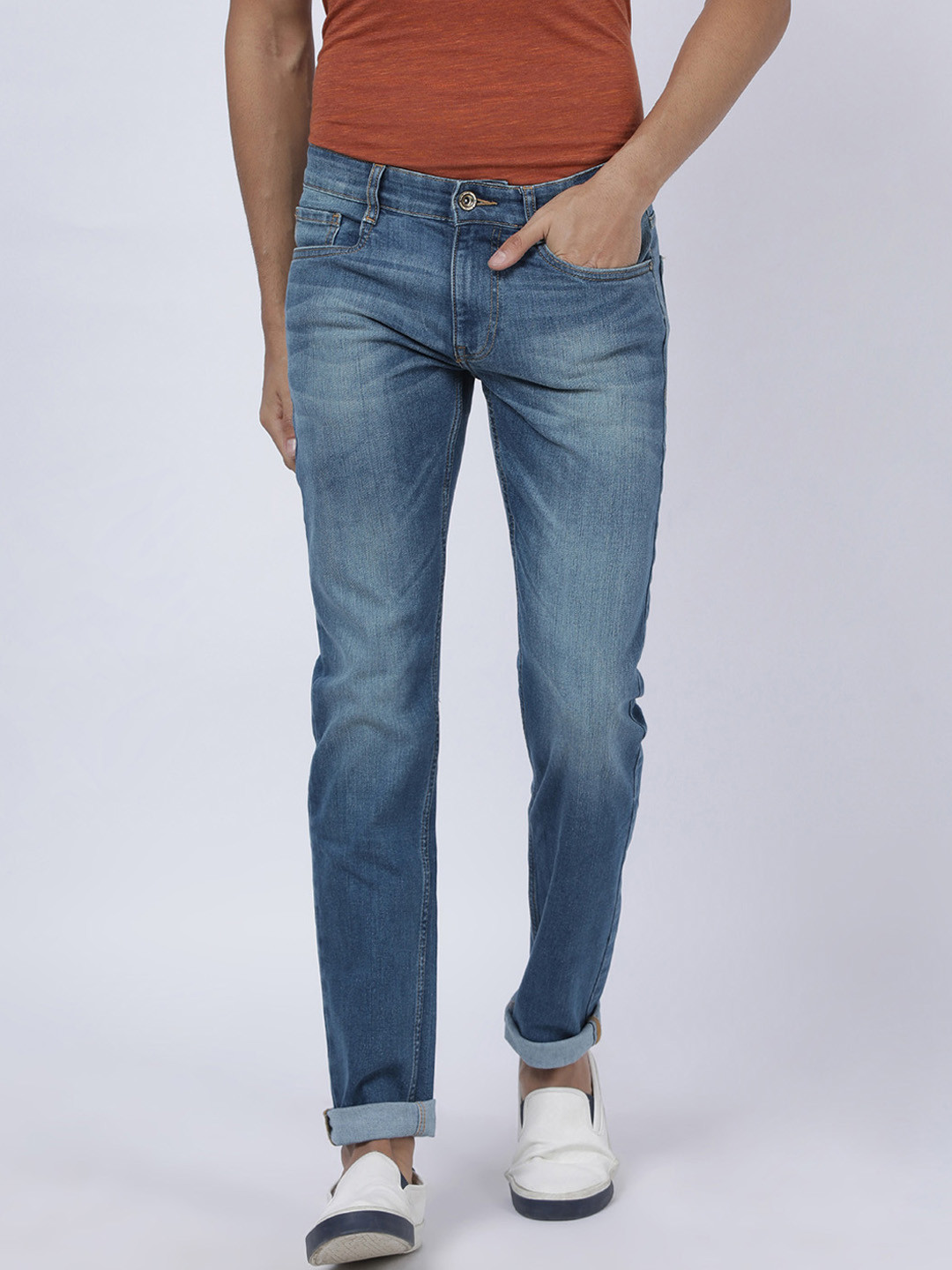 

Llak Jeans Men Blue Slim Fit Mid-Rise Clean Look Stretchable Jeans