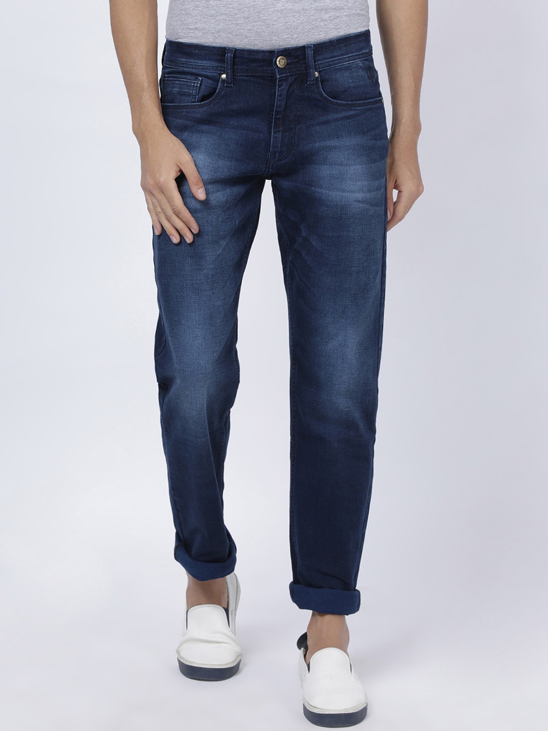 

Llak Jeans Men Blue Slim Fit Mid-Rise Clean Look Stretchable Jeans