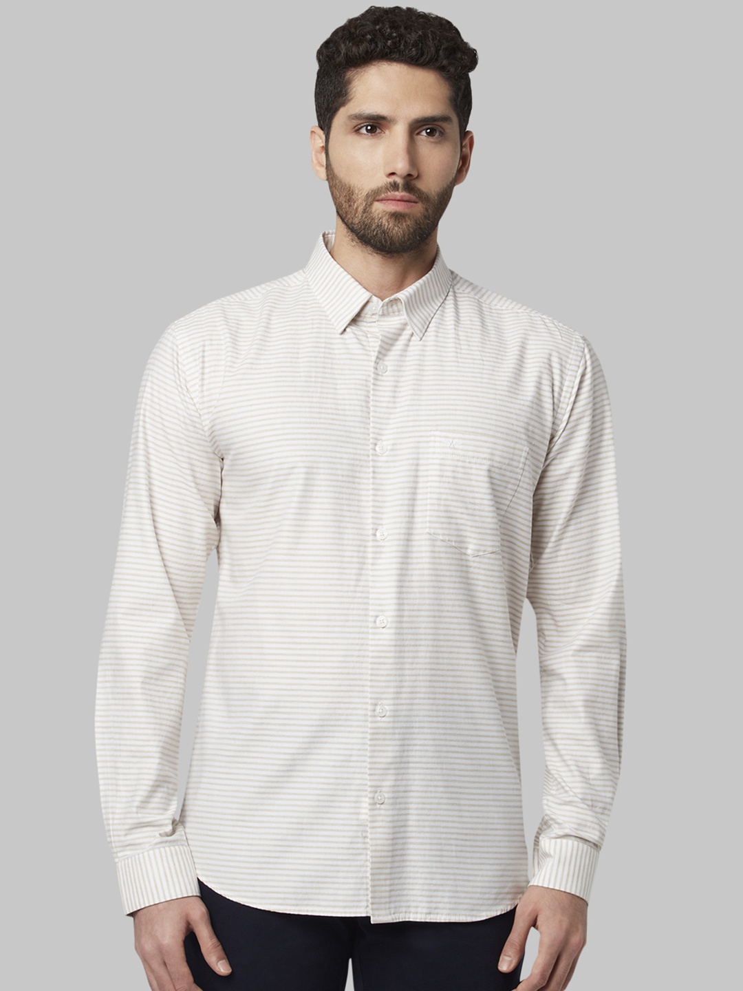 

Park Avenue Men Beige Slim Fit Striped Casual Shirt