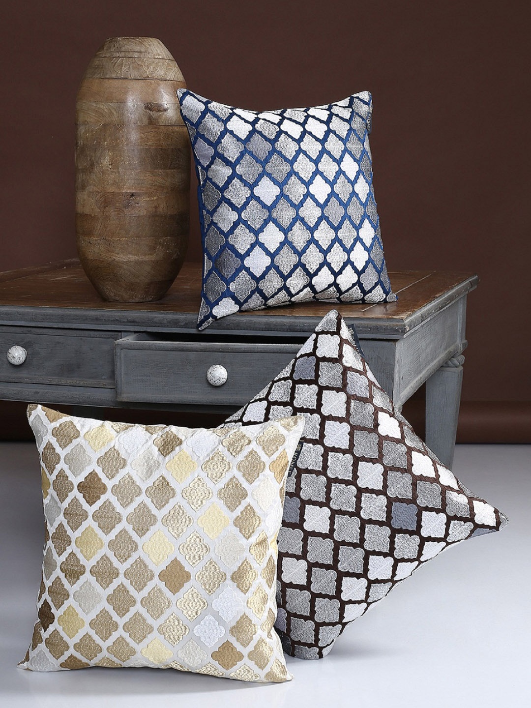 

ROMEE Blue & Gold-Toned Set of 3 Geometric Square Cushion Covers
