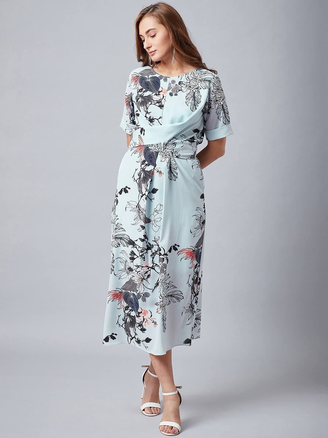 

Athena Women Blue Floral Fit and Flare Dress