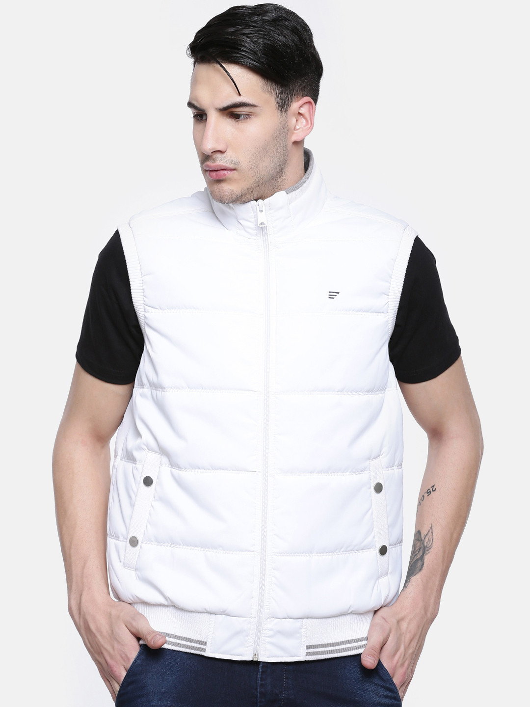 

t-base Men White Solid Lightweight Jacket