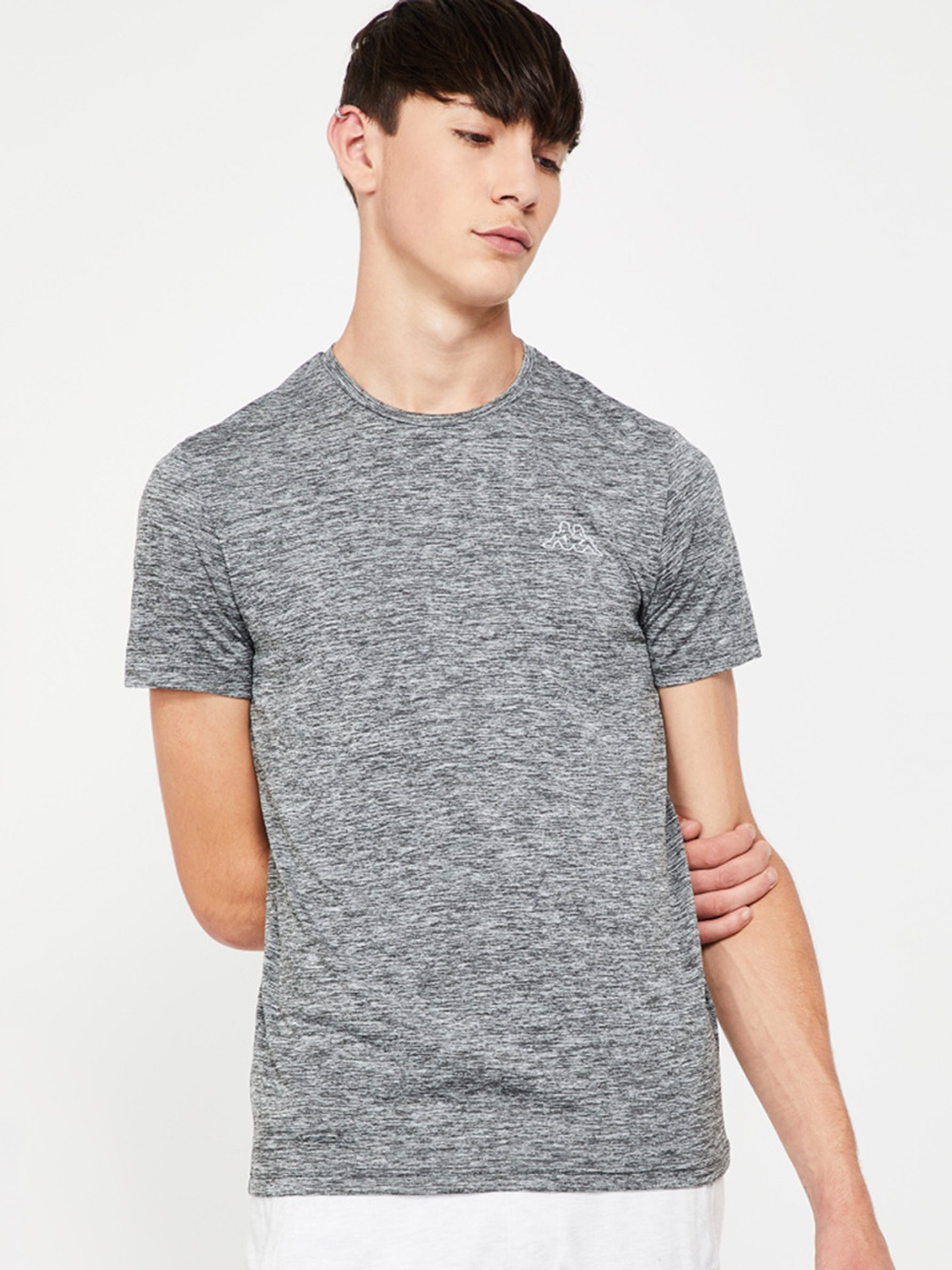 

Kappa Men Grey Solid Round Neck T-shirt