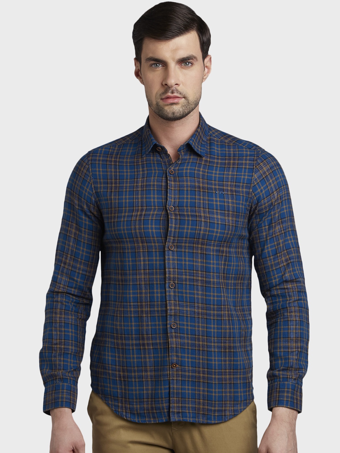 

ColorPlus Men Blue & Brown Slim Fit Checked Casual Shirt