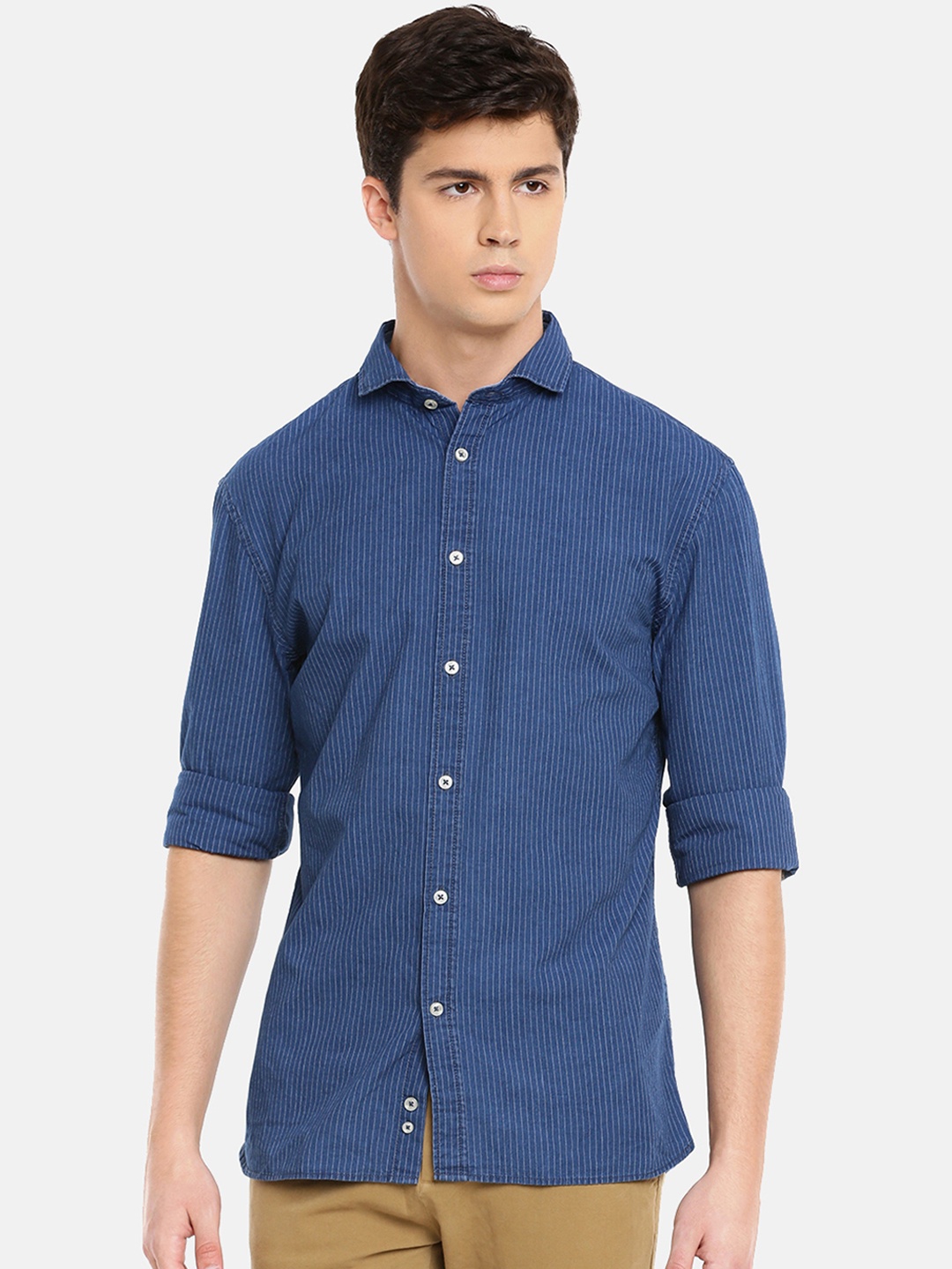 

Celio Men Blue Slim Fit Striped Casual Shirt