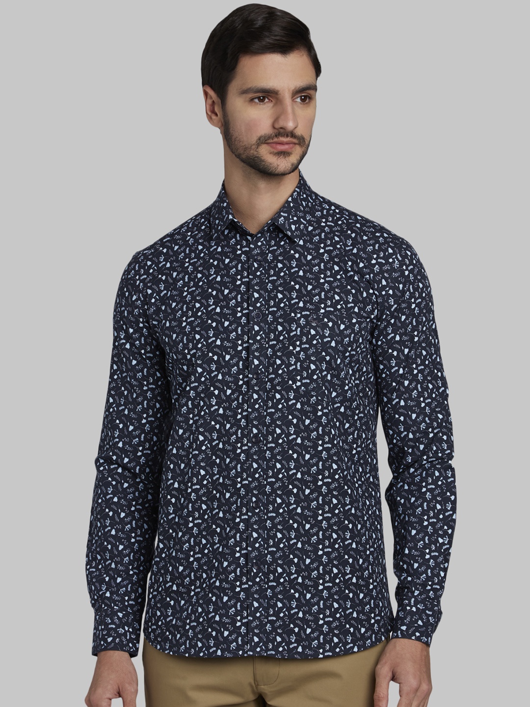 

Parx Men Navy Blue & White Slim Fit Printed Casual Shirt