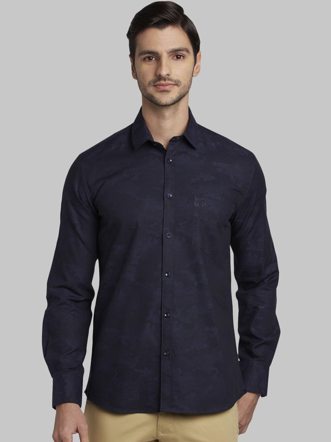 

Parx Men Navy Blue Slim Fit Printed Casual Shirt