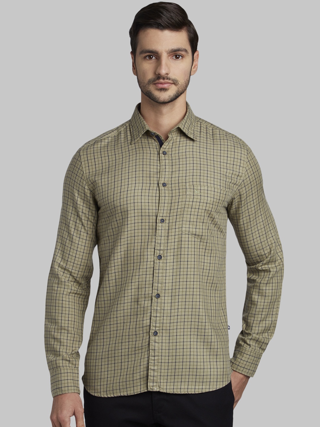 

Parx Men Green Slim Fit Checked Casual Shirt
