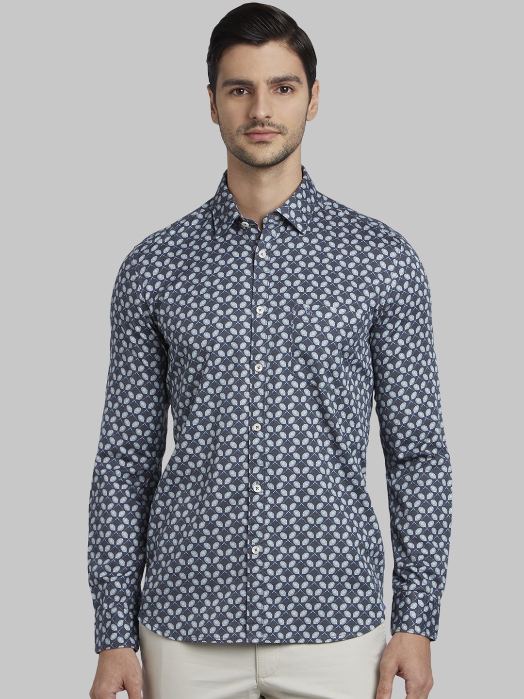 

Parx Men Grey Slim Fit Printed Casual Shirt