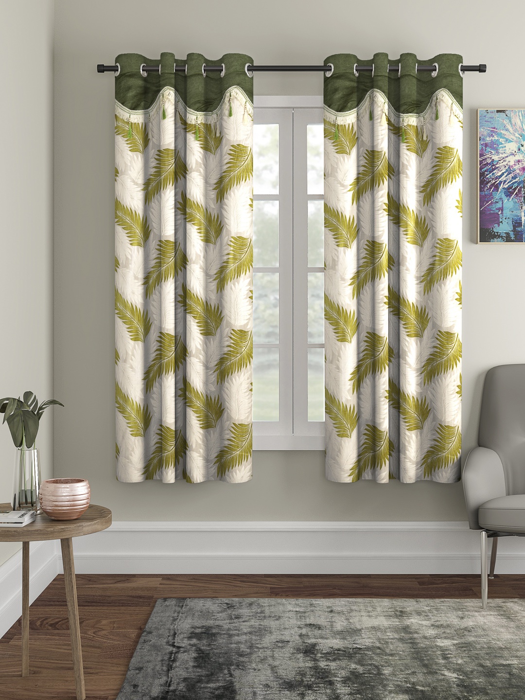 Cortina Green & Off-White Set of 2 Printed Window Curtains