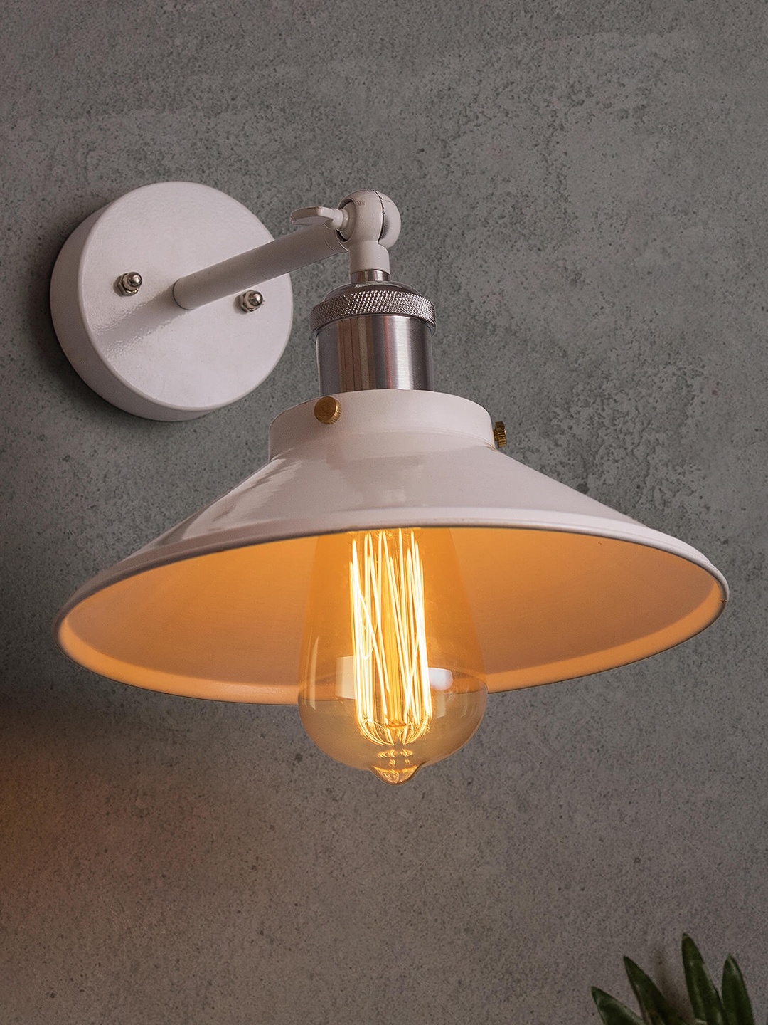 Homesake White Solid Handcrafted Wall Lamp