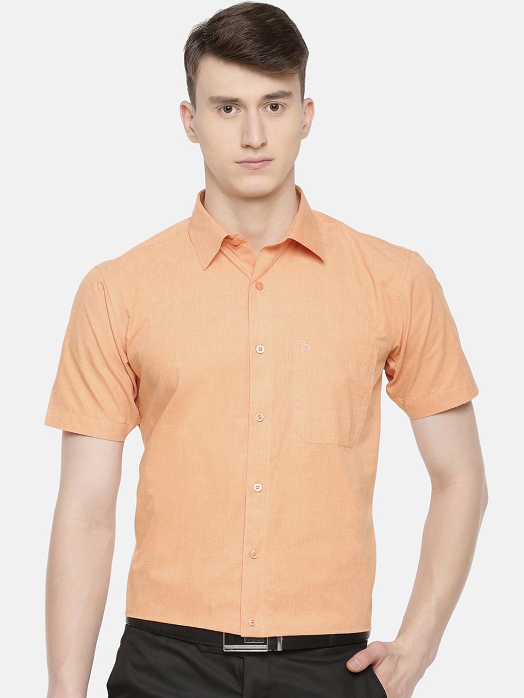 

Jansons Men Orange Regular Fit Solid Formal Shirt