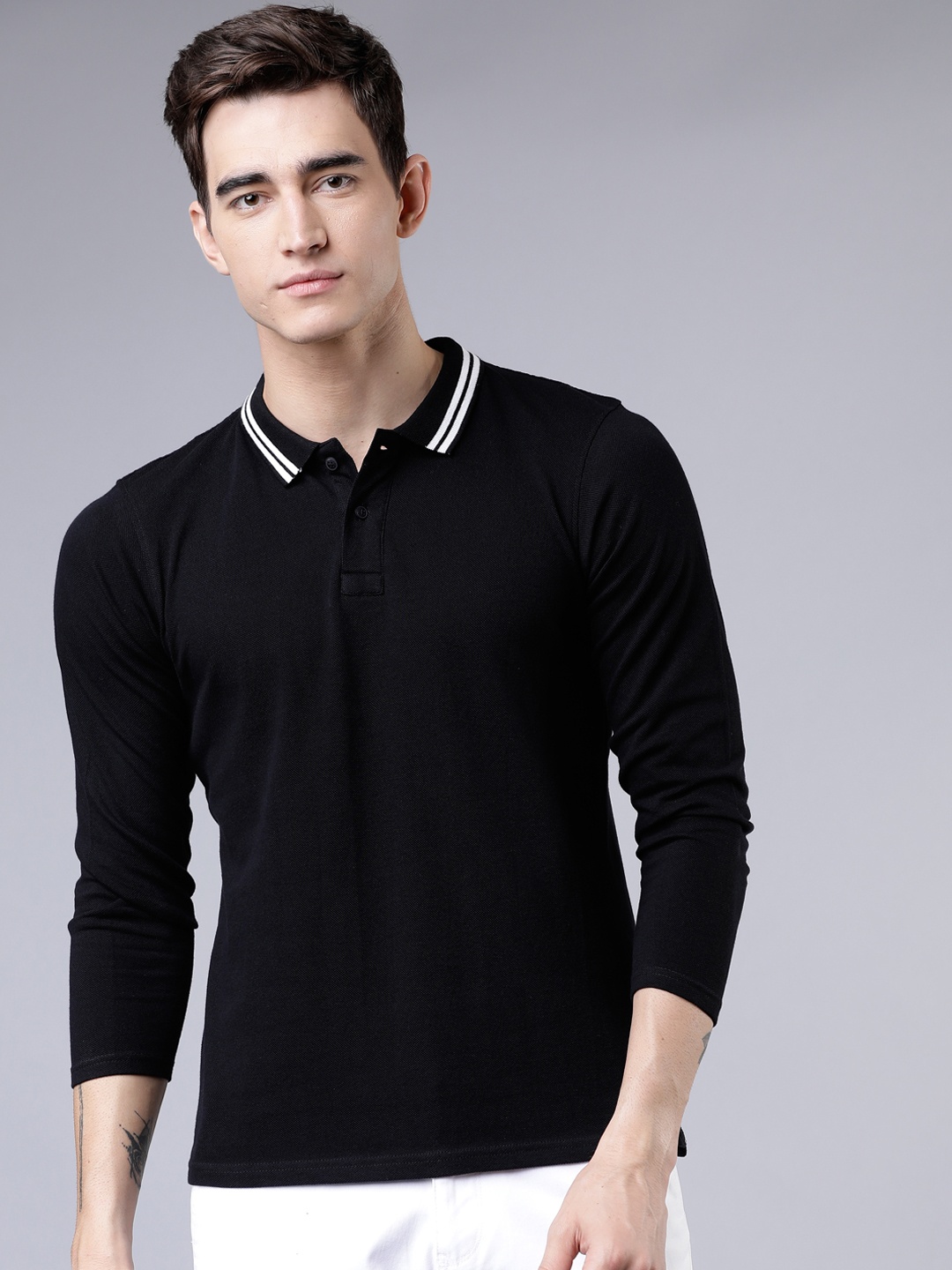 

HIGHLANDER Men Black Solid Slim-Fit Polo Collar T-shirt