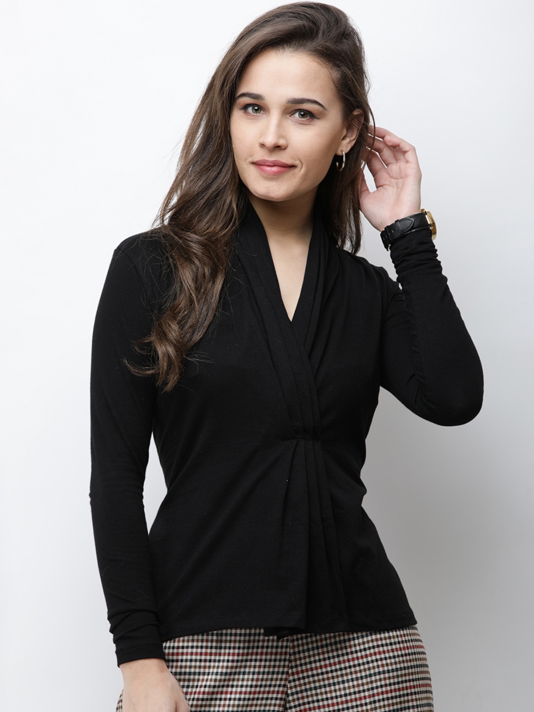 

Cation Women Black Solid Wrap Top