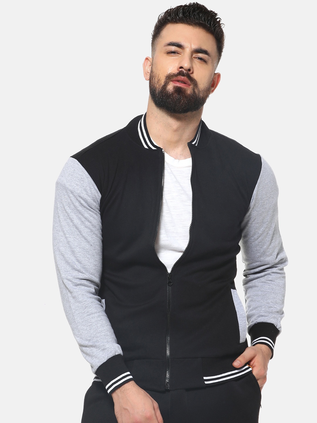 

Campus Sutra Men Black Solid Padded Jacket