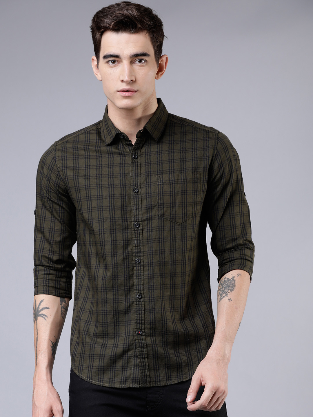 

LOCOMOTIVE Men Olive Green & Black Slim Fit Checked Casual Shirt