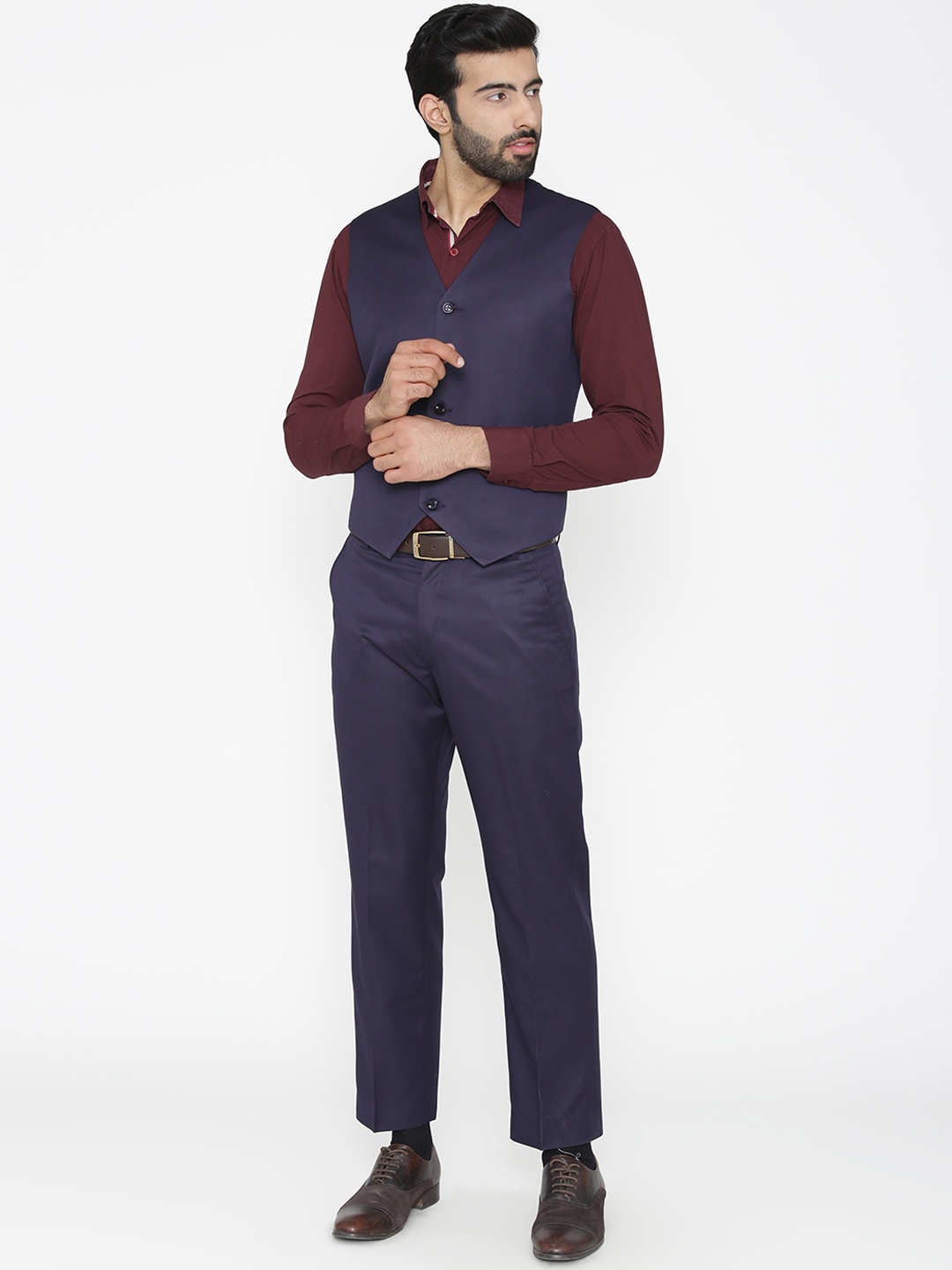 

Wintage Men Blue Solid Regular Fit Suit