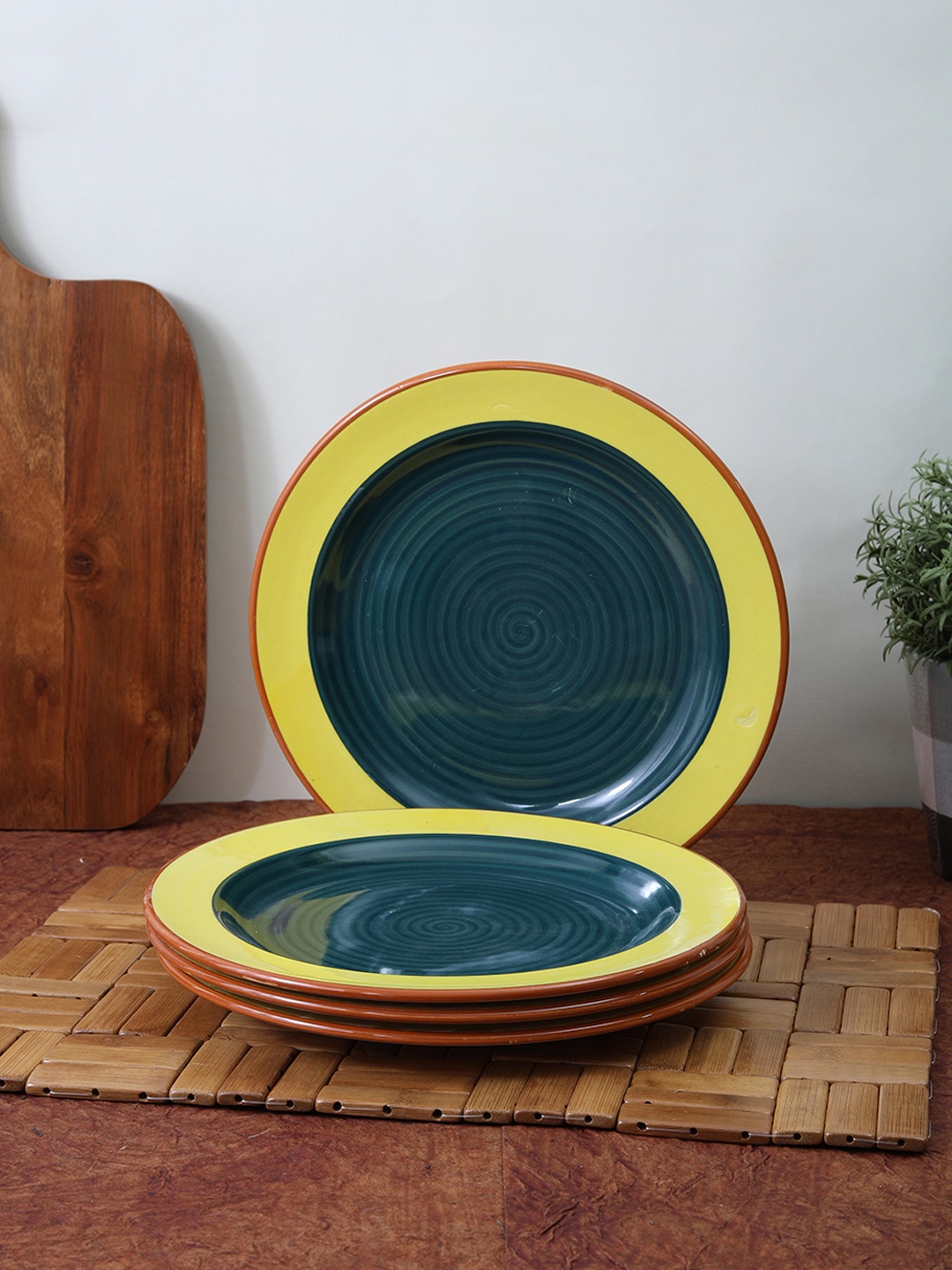 

VarEesha Set of 4 Green Solid Ceramic Plates