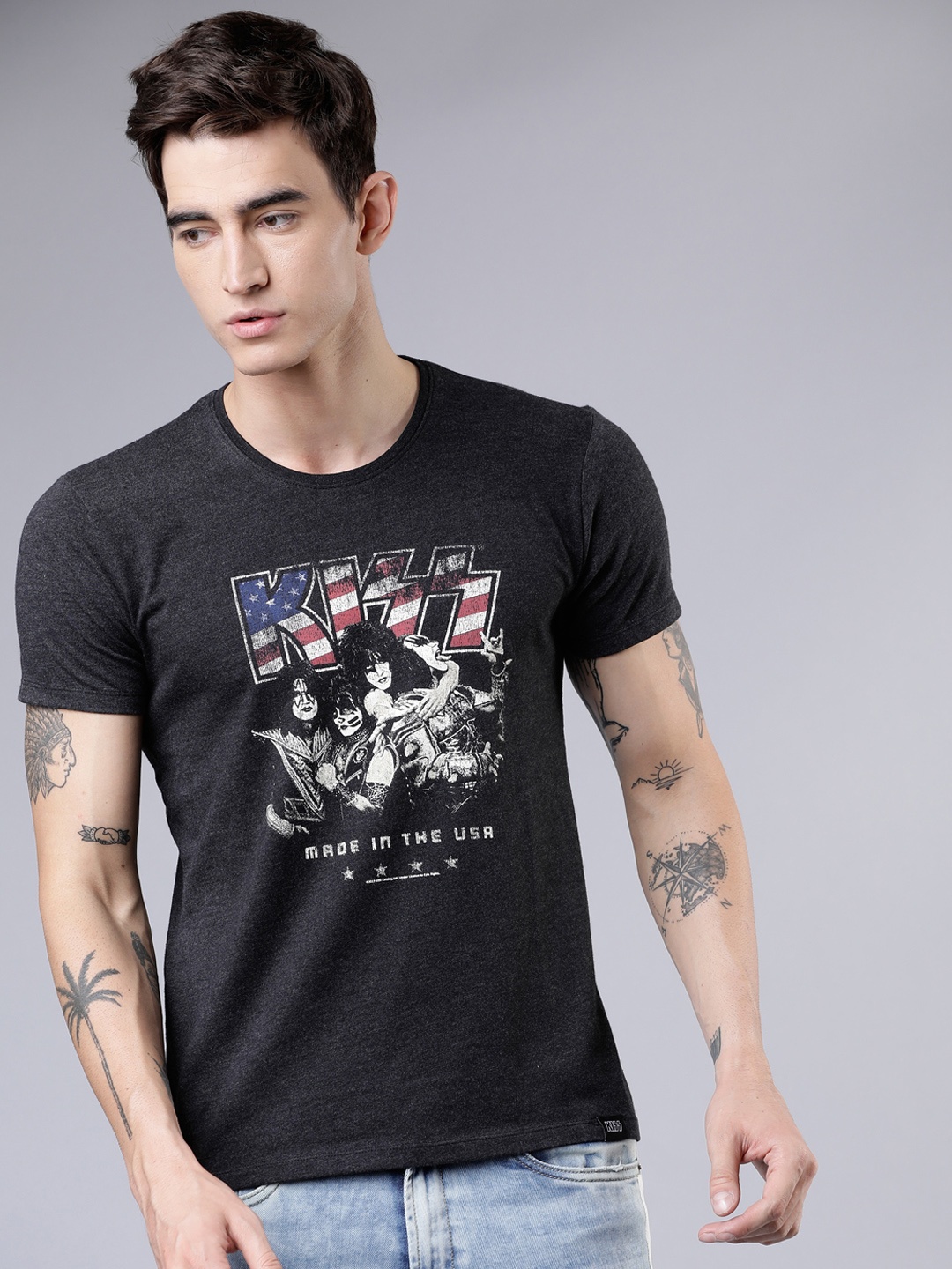 

LOCOMOTIVE Men Black Printed Slim-Fit Round Neck T-shirt