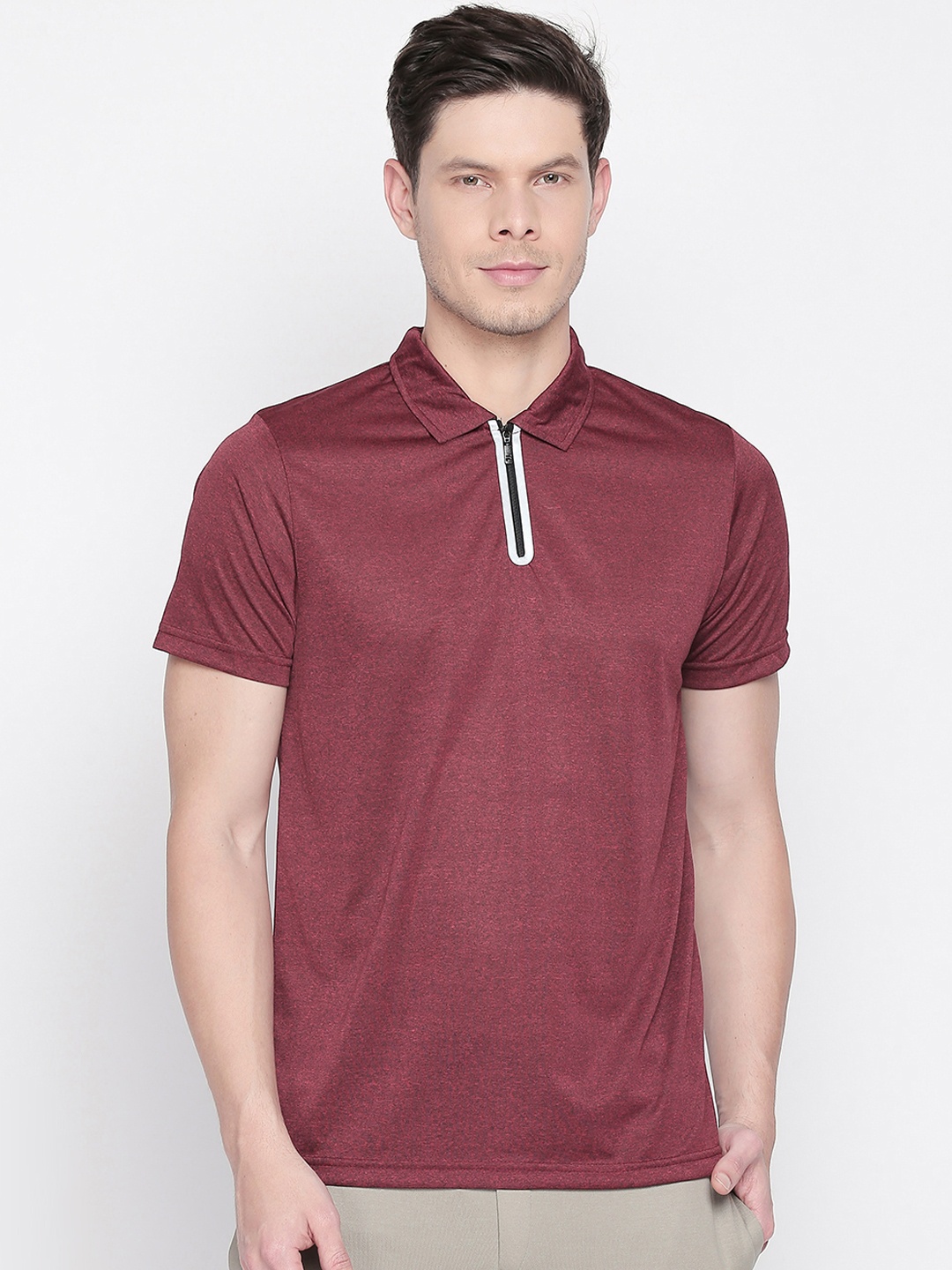

FILA Men Maroon Solid Polo Collar T-shirt