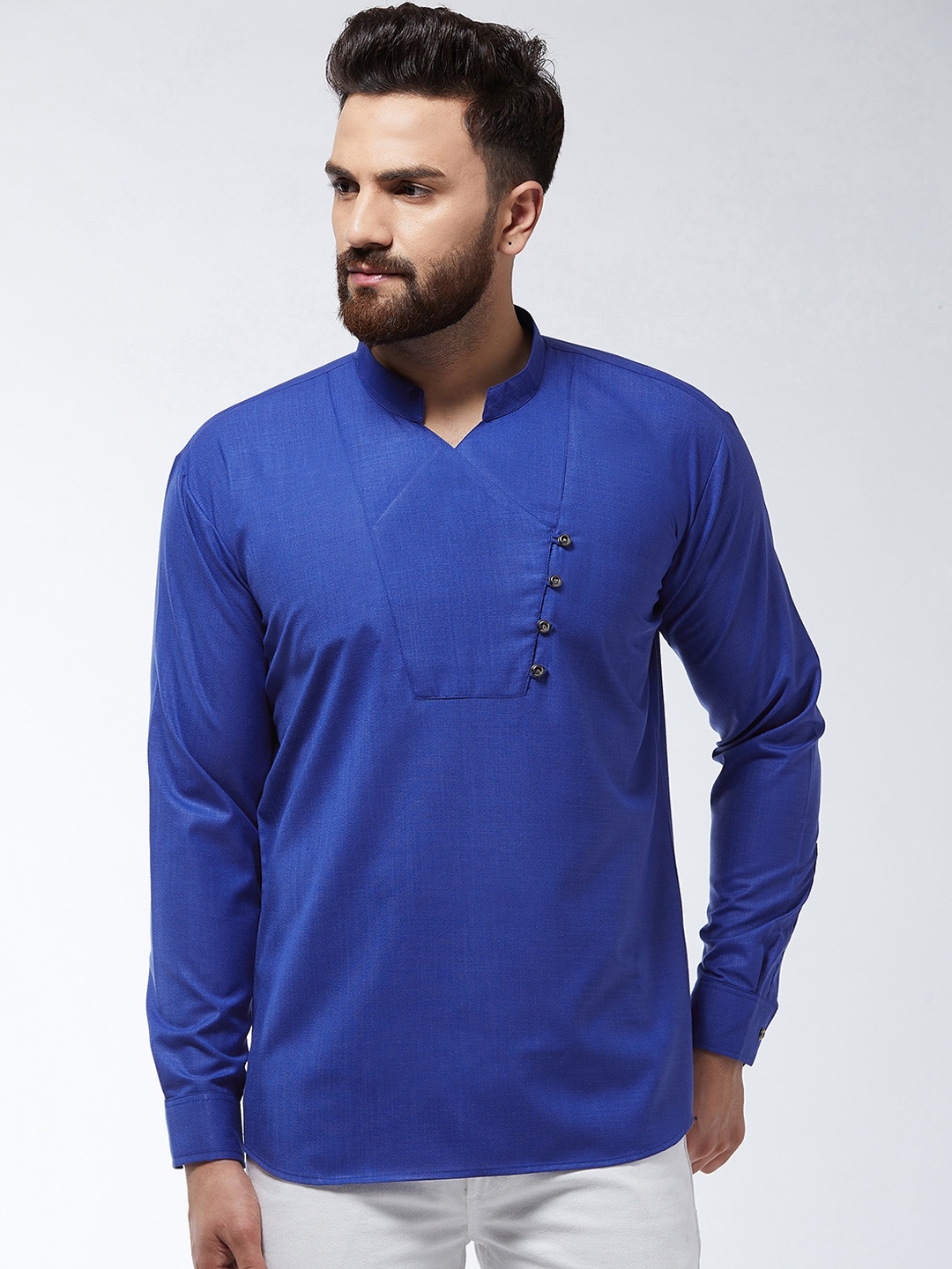 

SOJANYA Men Blue Solid Straight Kurta