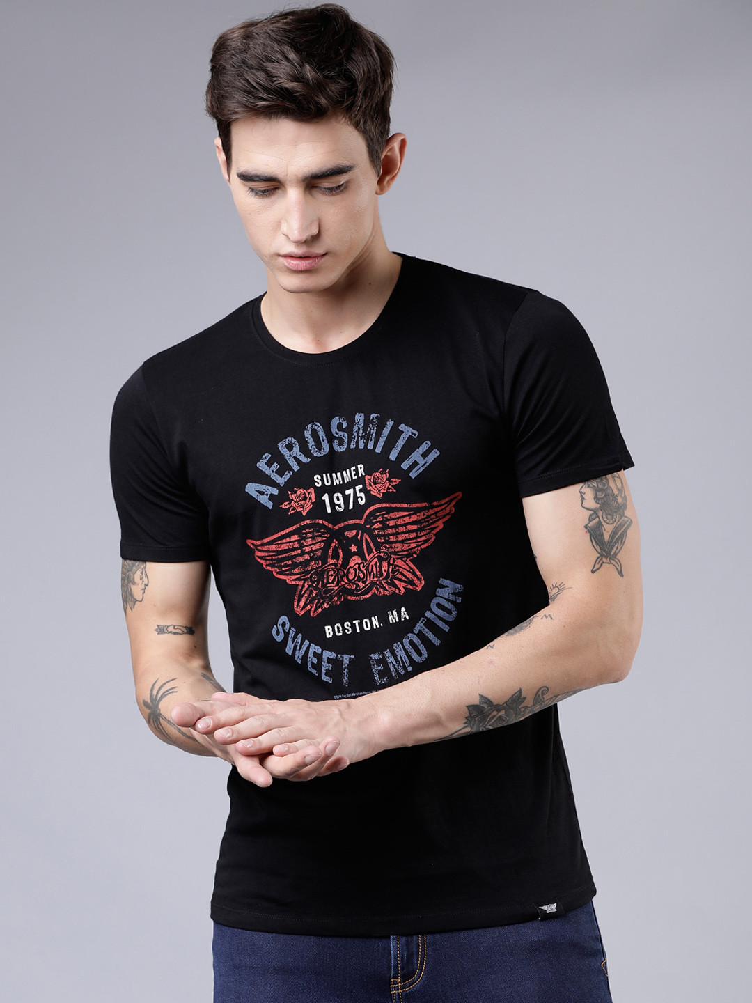 

LOCOMOTIVE Men Black Printed Slim-Fit Round Neck T-shirt