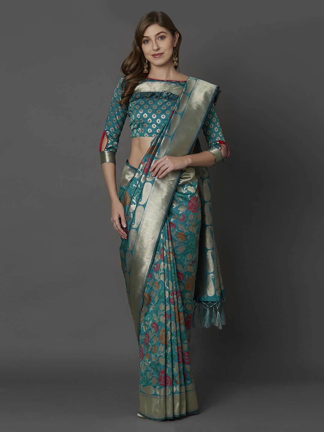 

Mitera Teal Green Silk Blend Woven Design Kanjeevaram Saree
