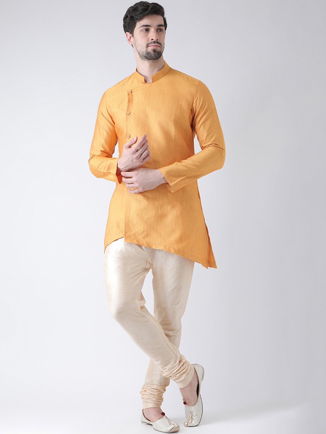 

DEYANN Men Yellow & Cream-Coloured Self Design Kurta with Churidar