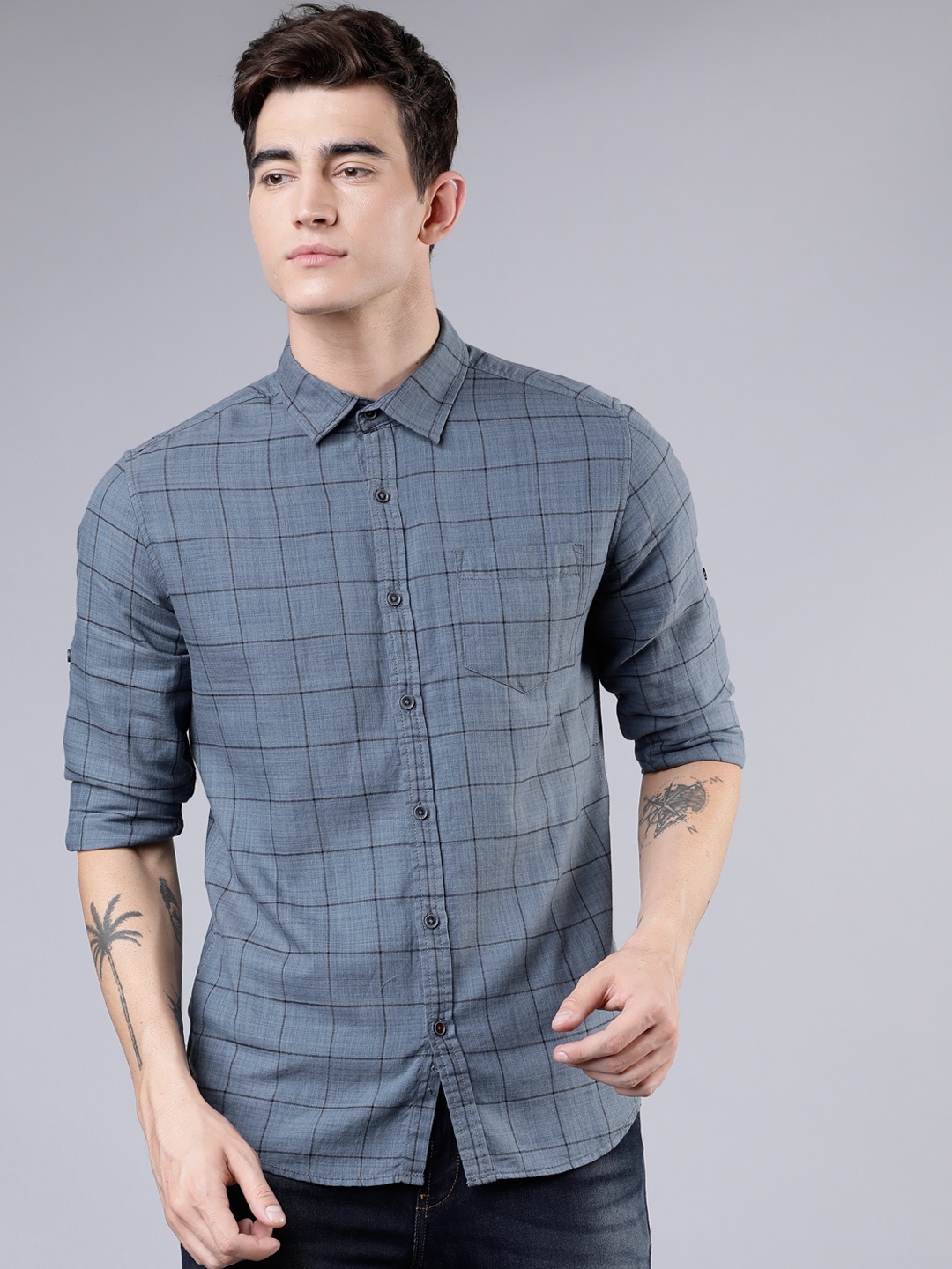 

LOCOMOTIVE Men Blue Slim Fit Checked Casual Shirt