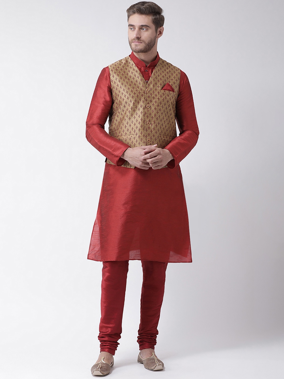 

DEYANN Men Red & Brown Self Design Kurta with Churidar