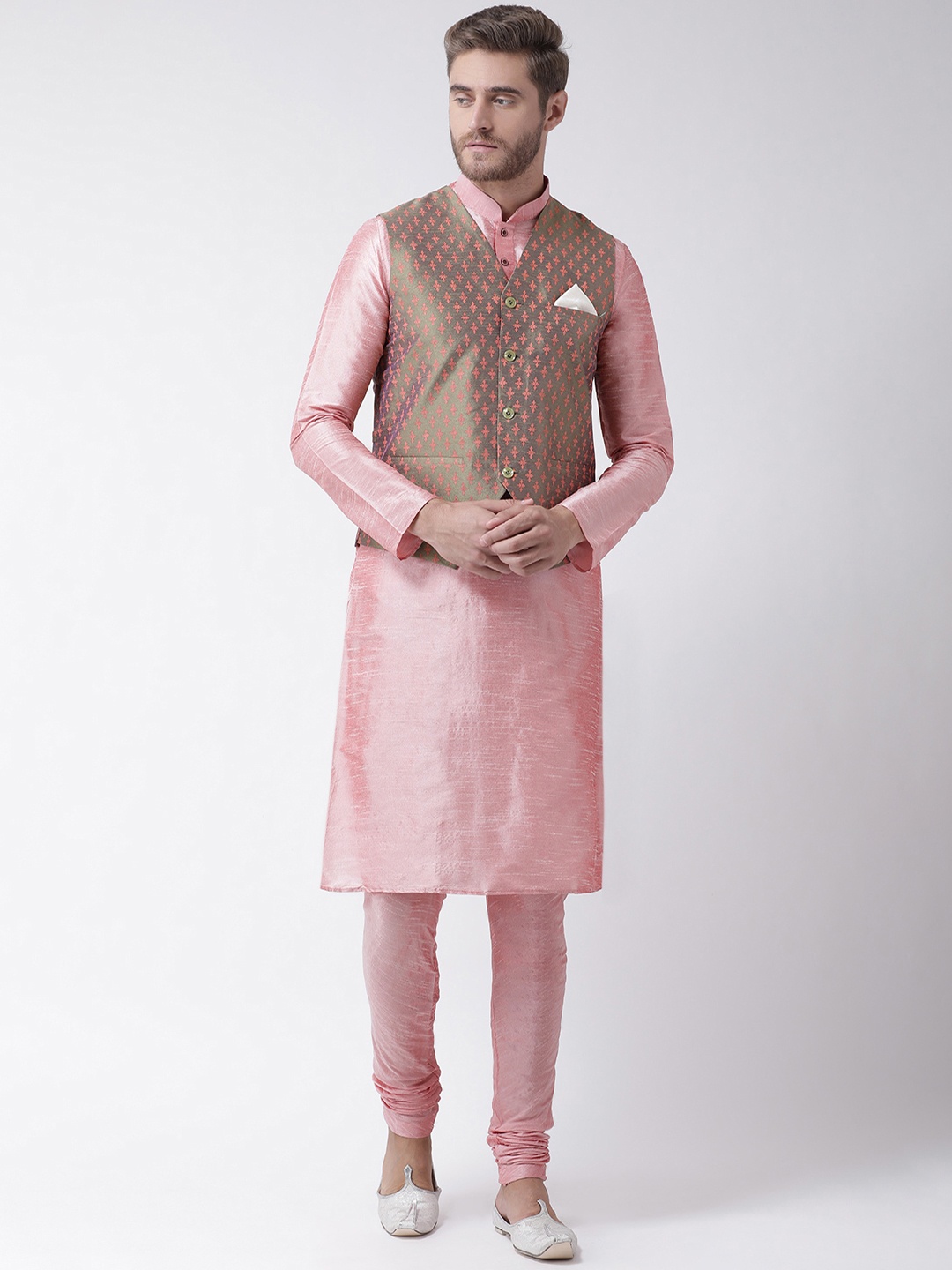 

DEYANN Men Green & Pink Self Design Dupion Silk Kurta Set