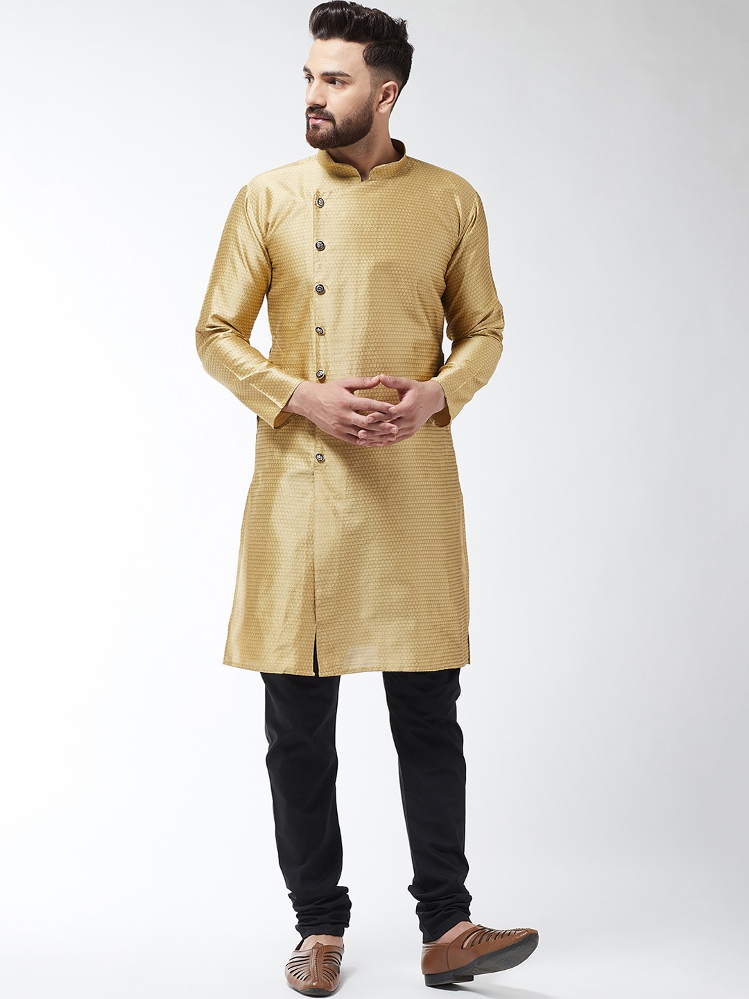 

SOJANYA Men Gold-Coloured & Black Self Design Kurta with Churidar
