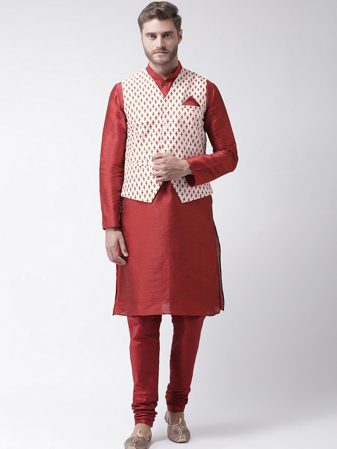 

DEYANN Men Red Self Design Kurta with Churidar