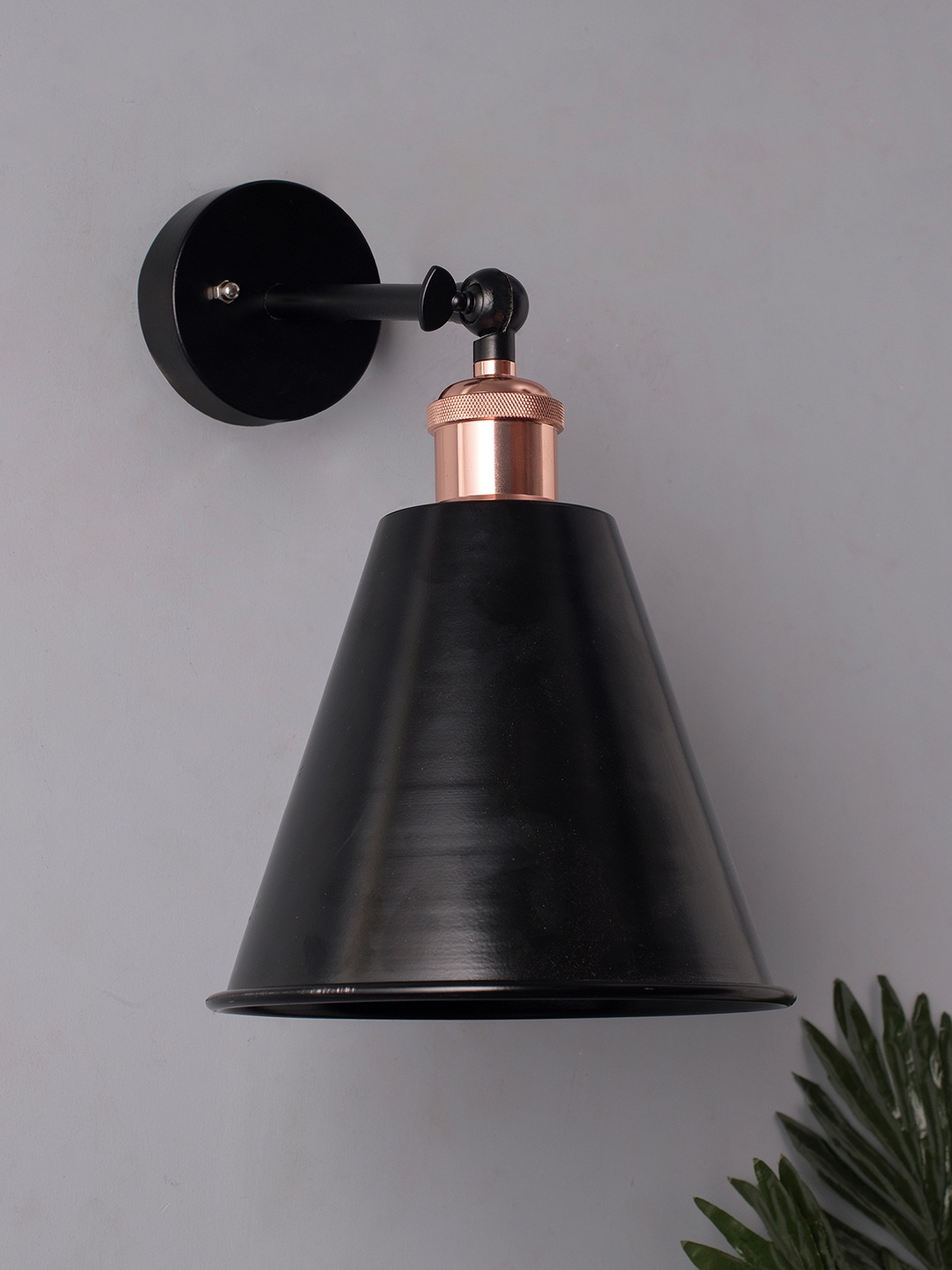 

Homesake Black Solid Handcrafted Guard Swing Arm Light