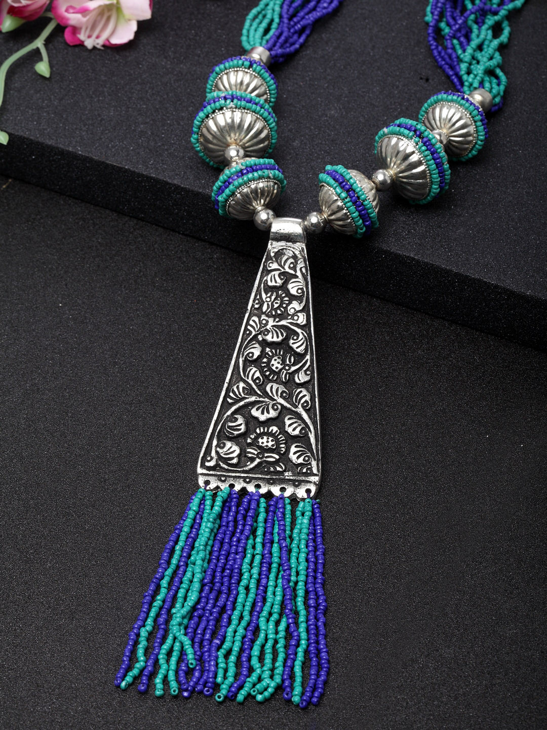 

Moedbuille Women Blue German Silver Silver-Plated Afghan Necklace, Turquoise blue