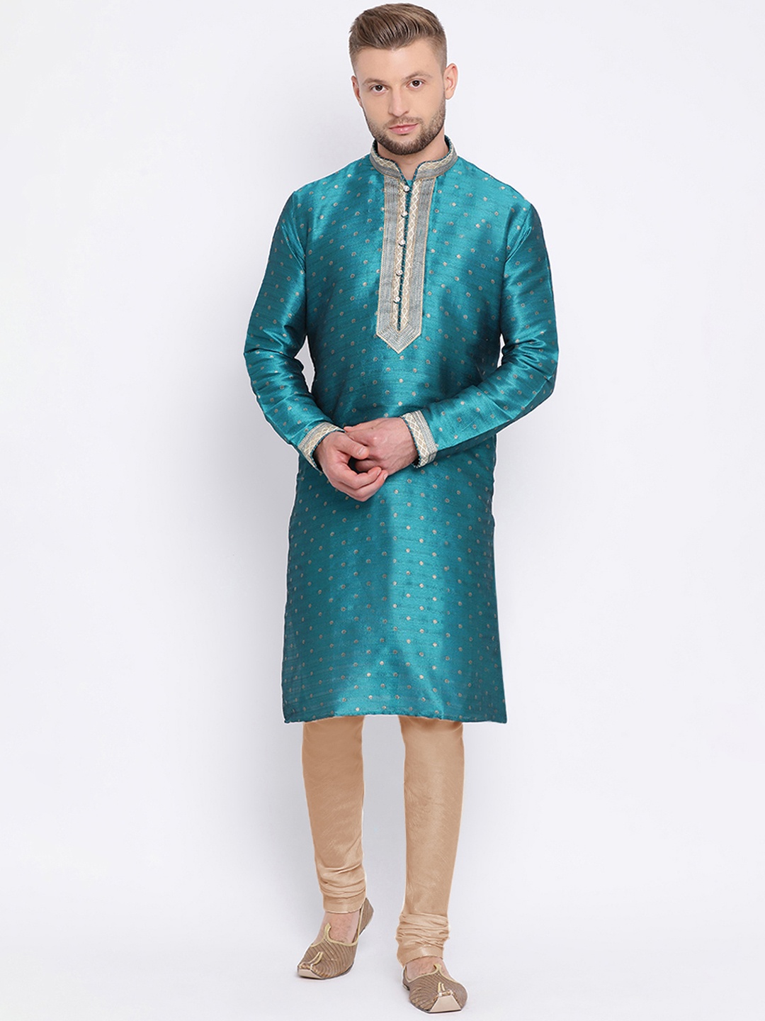 

Sanwara Men Green Yoke Design Mirror Work Straight Kurta